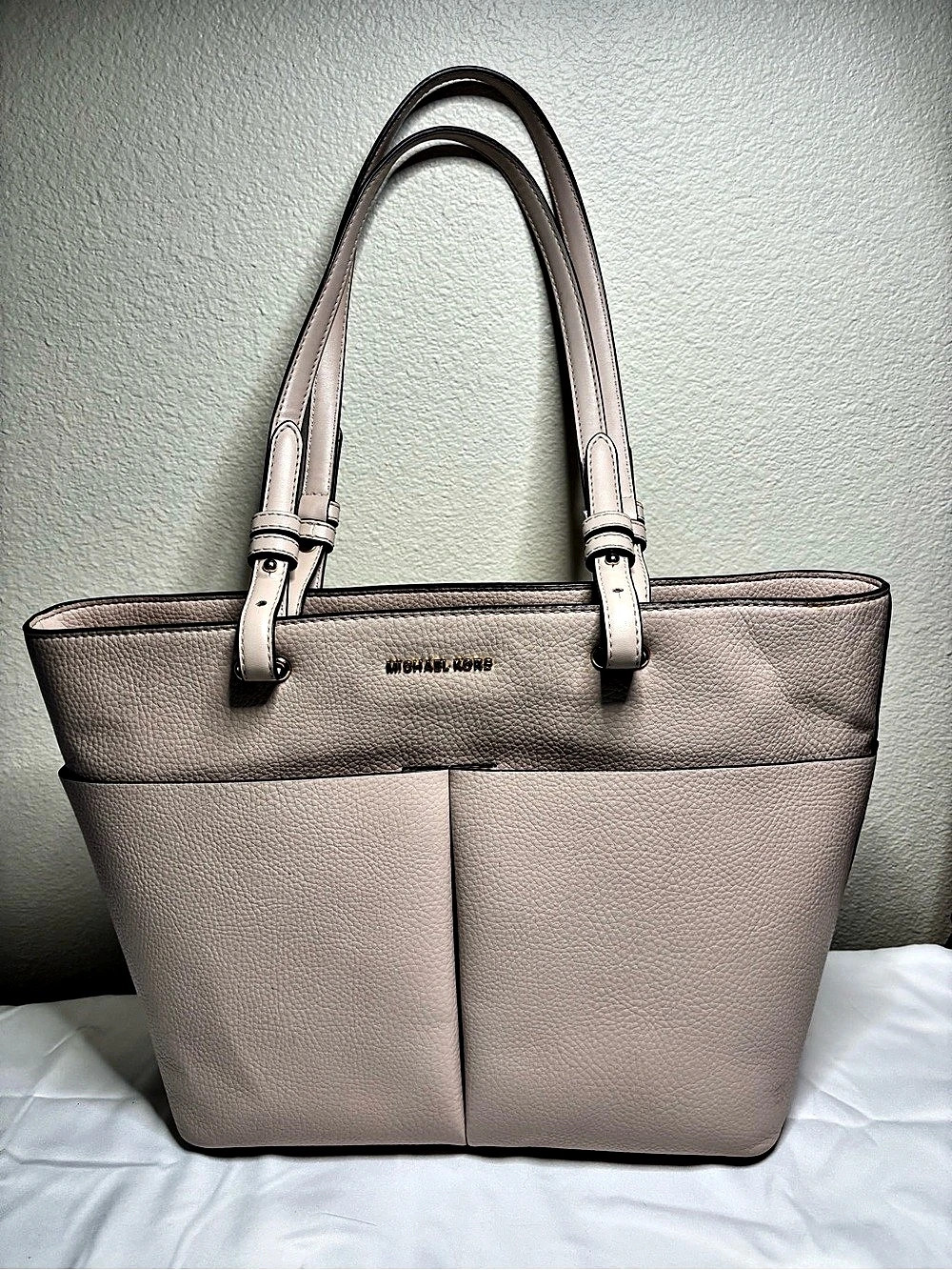 Michael Kors Marlowe Medium Pebbled Leather Pocket Tote Bag Pink